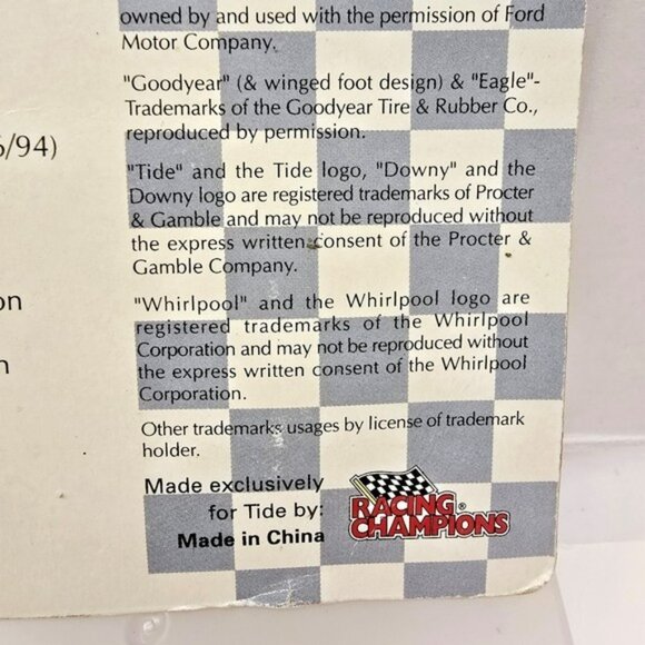 Vintage 1996 Nascar 1:64 Die Cast Racecar Tide Ricky Rudd Car Racing Champions - Picture 5 of 15